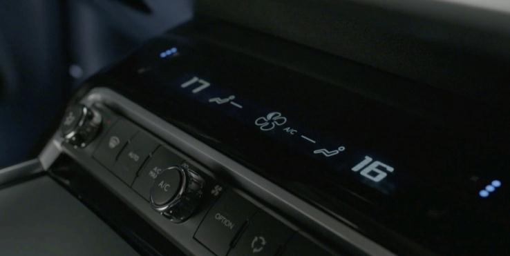 伟巴斯特的极致天窗工艺冰球突破爆百万大奖遇见(图20) 伟巴斯特的极致天窗工艺冰球突破爆百万大奖遇见(图20)