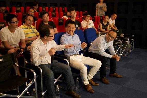 伟巴斯特的极致天窗工艺冰球突破爆百万大奖遇见(图23) 伟巴斯特的极致天窗工艺冰球突破爆百万大奖遇见(图23)