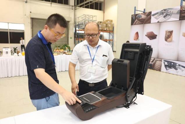 伟巴斯特的极致天窗工艺冰球突破爆百万大奖遇见(图25) 伟巴斯特的极致天窗工艺冰球突破爆百万大奖遇见(图25)